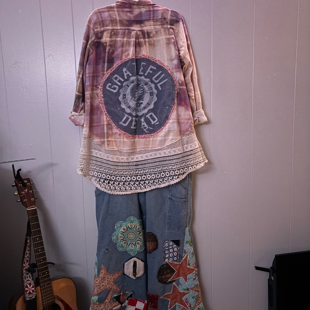 Grateful Dead Upcycled Bleach Distressed Flannel with Crochet Hem - Picture 15 of 15